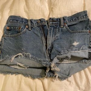 Levi jean shorts